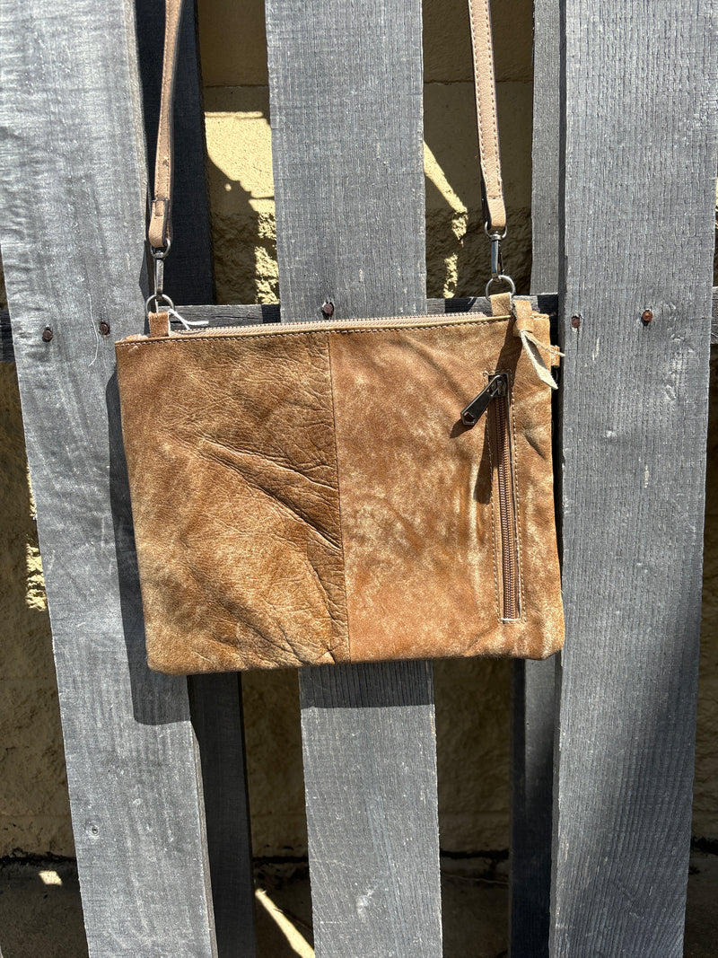 Top Notch Accessories 3067AT Metallic Cowhide Crossbody with Antique Tan back Conceal Carry